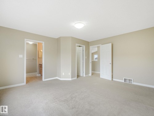 7912 172 Avenue, Edmonton, AB - Indoor Photo Showing Other Room