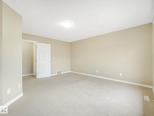 7912 172 Avenue, Edmonton, AB - Indoor Photo Showing Other Room