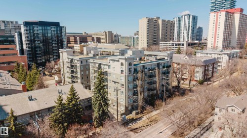 Contemporary multi-story residential building with private balconies and a flat roofline - 508 11103 84 Avenue, Edmonton, AB - Outdoor