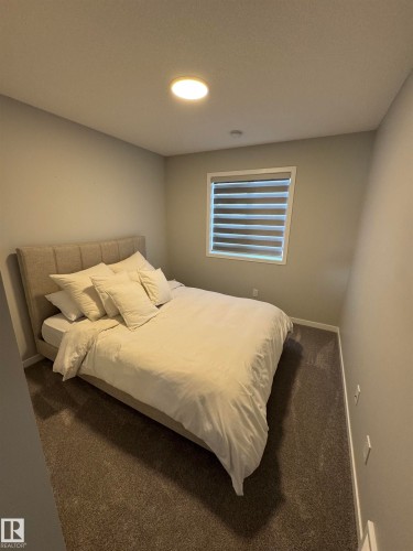 2514/2518 151A Avenue, Edmonton, AB - Indoor Photo Showing Bedroom