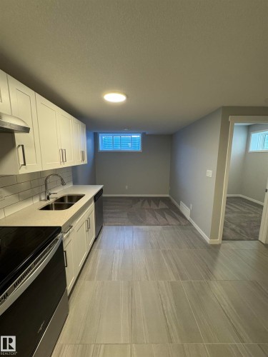 2514/2518 151A Avenue, Edmonton, AB - Indoor Photo Showing Other Room