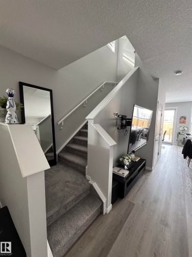 2514/2518 151A Avenue, Edmonton, AB - Indoor Photo Showing Other Room