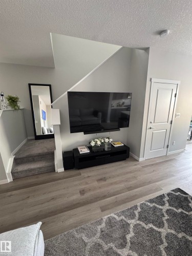 2514/2518 151A Avenue, Edmonton, AB - Indoor