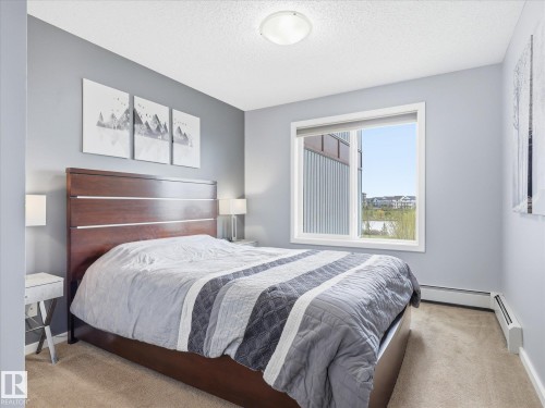 302 5521 7 Avenue, Edmonton, AB - Indoor Photo Showing Bedroom