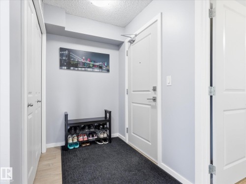 302 5521 7 Avenue, Edmonton, AB - Indoor Photo Showing Other Room