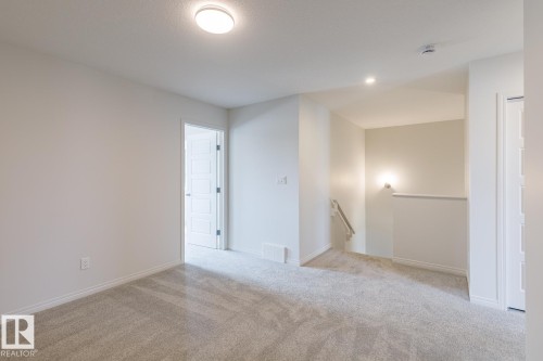 99 Silverstone Drive, Stony Plain, AB - Indoor Photo Showing Other Room