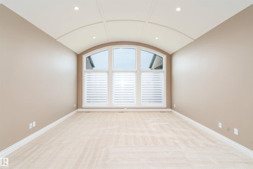 3312 Watson Bay Bay, Edmonton, AB - Indoor Photo Showing Other Room