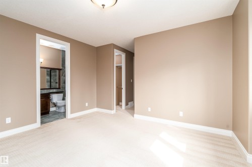 3312 Watson Bay Bay, Edmonton, AB - Indoor Photo Showing Other Room