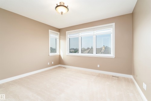 3312 Watson Bay Bay, Edmonton, AB - Indoor Photo Showing Other Room