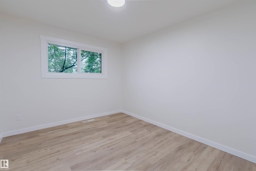 8311 160 Street, Edmonton, AB - Indoor Photo Showing Other Room