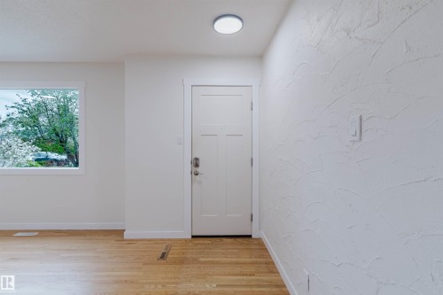 8311 160 Street, Edmonton, AB - Indoor Photo Showing Other Room