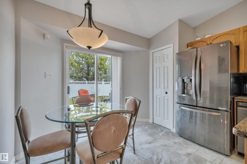 117 Hollick-Kenyon Way, Edmonton, AB - Indoor Photo Showing Dining Room