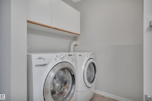 117 Hollick-Kenyon Way, Edmonton, AB - Indoor Photo Showing Laundry Room
