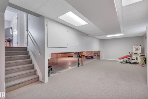 117 Hollick-Kenyon Way, Edmonton, AB - Indoor