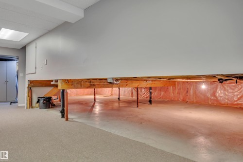 117 Hollick-Kenyon Way, Edmonton, AB - Indoor