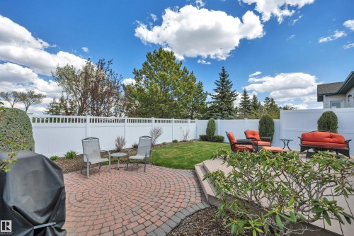 117 Hollick-Kenyon Way, Edmonton, AB - Outdoor