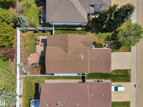 117 Hollick-Kenyon Way, Edmonton, AB - Outdoor
