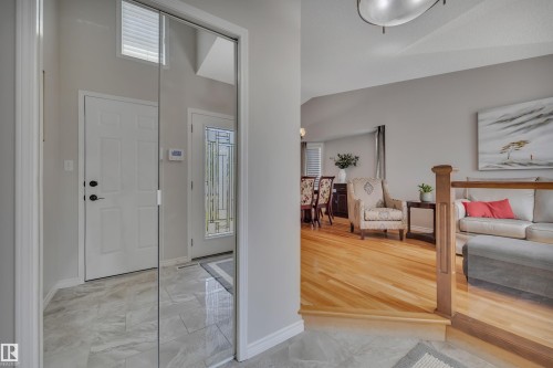117 Hollick-Kenyon Way, Edmonton, AB - Indoor Photo Showing Other Room