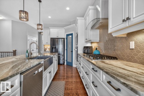 4232 8 Street, Edmonton, AB - Indoor Photo Showing Kitchen With Stainless Steel Kitchen With Upgraded Kitchen