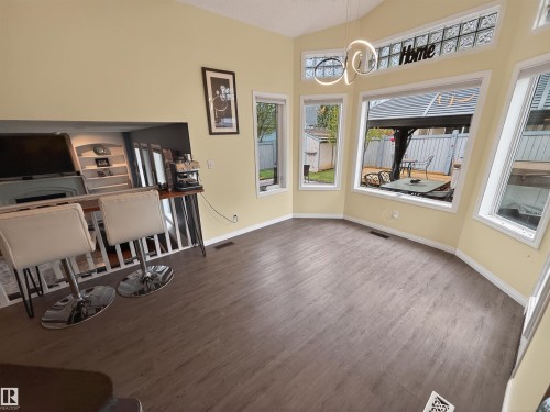 11 Lacombe Drive, St. Albert, AB - Indoor