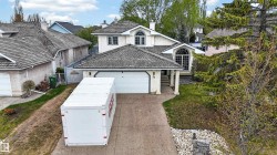 11 LACOMBE Drive St. Albert, AB T8N 5S6