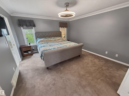 11 Lacombe Drive, St. Albert, AB - Indoor Photo Showing Bedroom