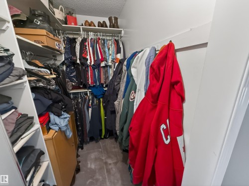 11 Lacombe Drive, St. Albert, AB - Indoor With Storage