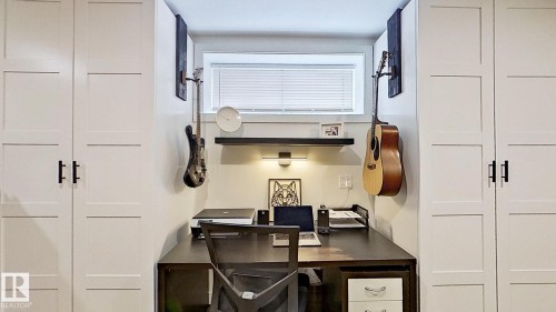37 Emberside Link, Cochrane, AB - Indoor Photo Showing Other Room