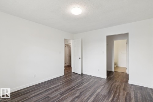 411 9010 106 Avenue, Edmonton, AB - Indoor Photo Showing Other Room