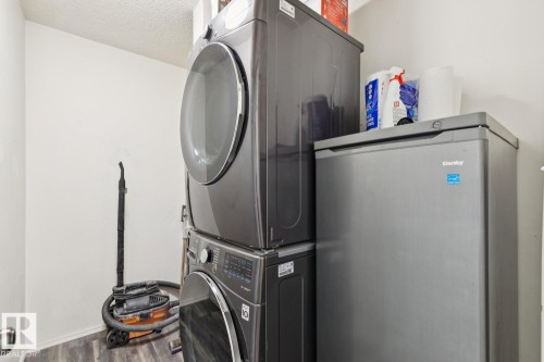 411 9010 106 Avenue, Edmonton, AB - Indoor Photo Showing Laundry Room