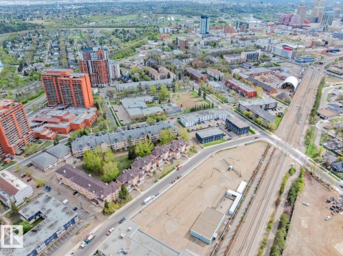 411 9010 106 Avenue, Edmonton, AB - Outdoor With View