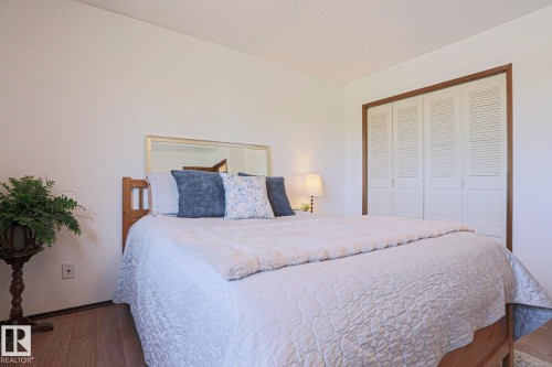 9324 80 Avenue, Edmonton, AB 