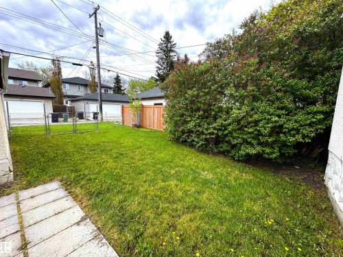 9015 91 Street, Edmonton, AB - Outdoor