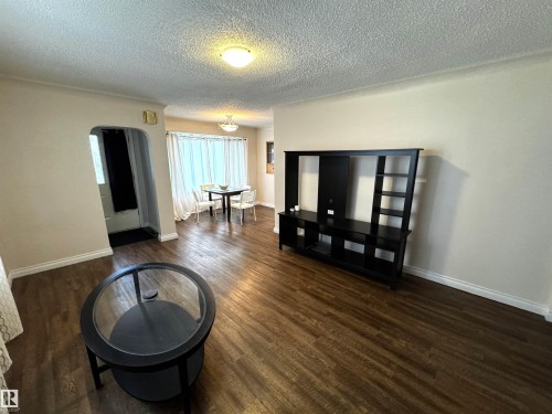 9015 91 Street, Edmonton, AB - Indoor