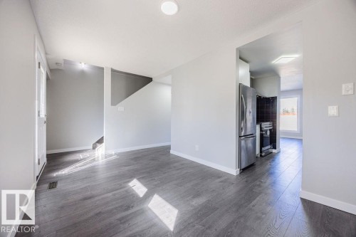 113 Abbottsfield Road, Edmonton, AB - Indoor Photo Showing Other Room