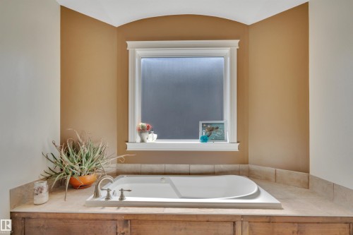 59 Wilkinson Place, Leduc, AB - Indoor Photo Showing Bathroom