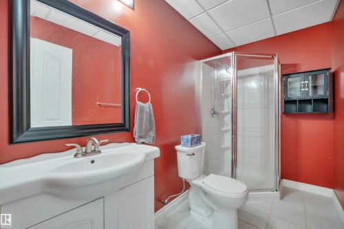 59 Wilkinson Place, Leduc, AB - Indoor Photo Showing Bathroom