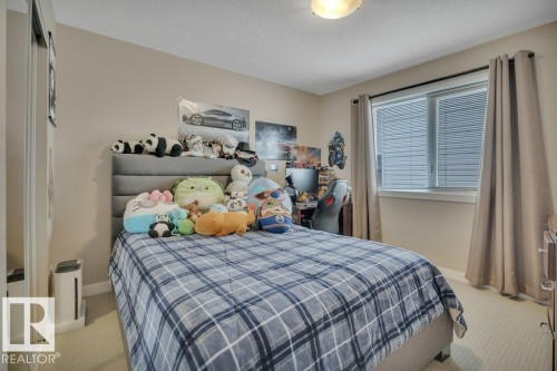 10632 180 Avenue, Edmonton, AB - Indoor Photo Showing Bedroom