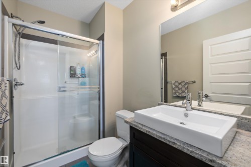 505 1238 Windermere Way, Edmonton, AB - Indoor Photo Showing Bathroom