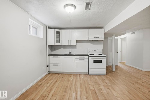 8103 75 Avenue, Edmonton, AB 