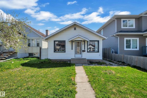 11721 81 Street  Edmonton, AB T5B 2S3