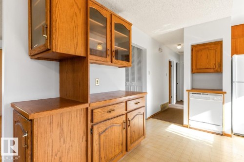 8507 52 Street, Edmonton, AB 