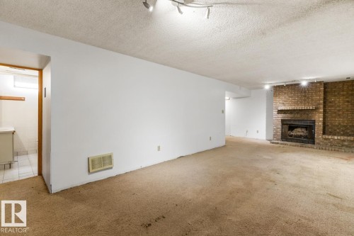 8507 52 Street, Edmonton, AB 