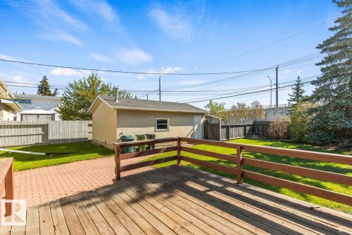 8507 52 Street, Edmonton, AB 