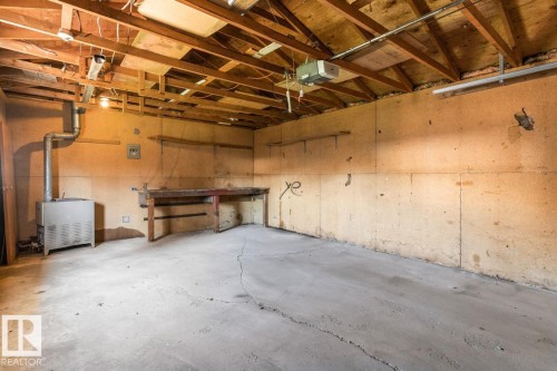 8507 52 Street, Edmonton, AB 