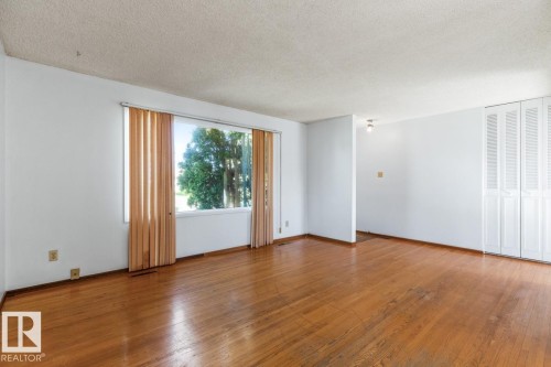 8507 52 Street, Edmonton, AB 