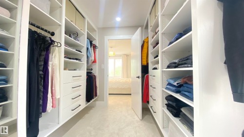 7604 181 Street, Edmonton, AB - Indoor With Storage