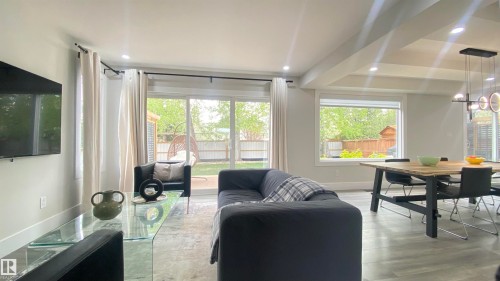 7604 181 Street, Edmonton, AB - Indoor Photo Showing Other Room