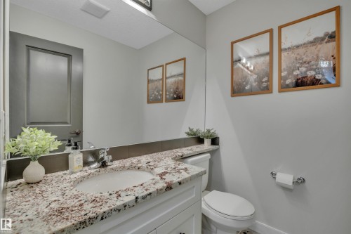 6509 38 Avenue, Beaumont, AB - Indoor Photo Showing Bathroom