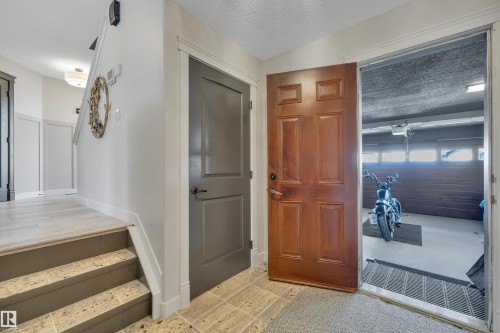 6509 38 Avenue, Beaumont, AB - Indoor Photo Showing Other Room